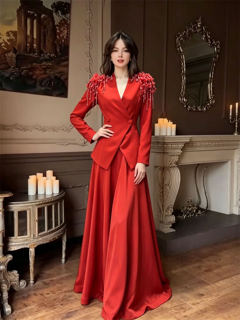 Conjunto de Saia e Blazer Bege - Formal Wear Gowns For Women avaliação e preço
