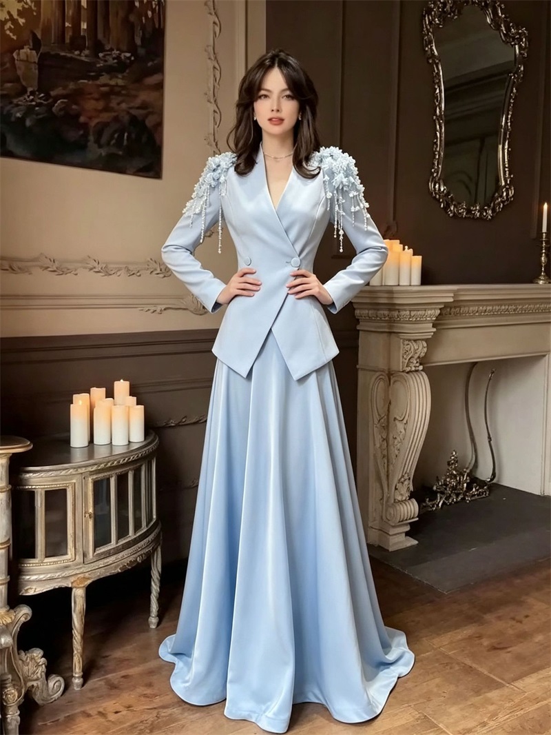 Conjunto de Saia e Blazer Bege - Formal Wear Gowns For Women avaliação e preço