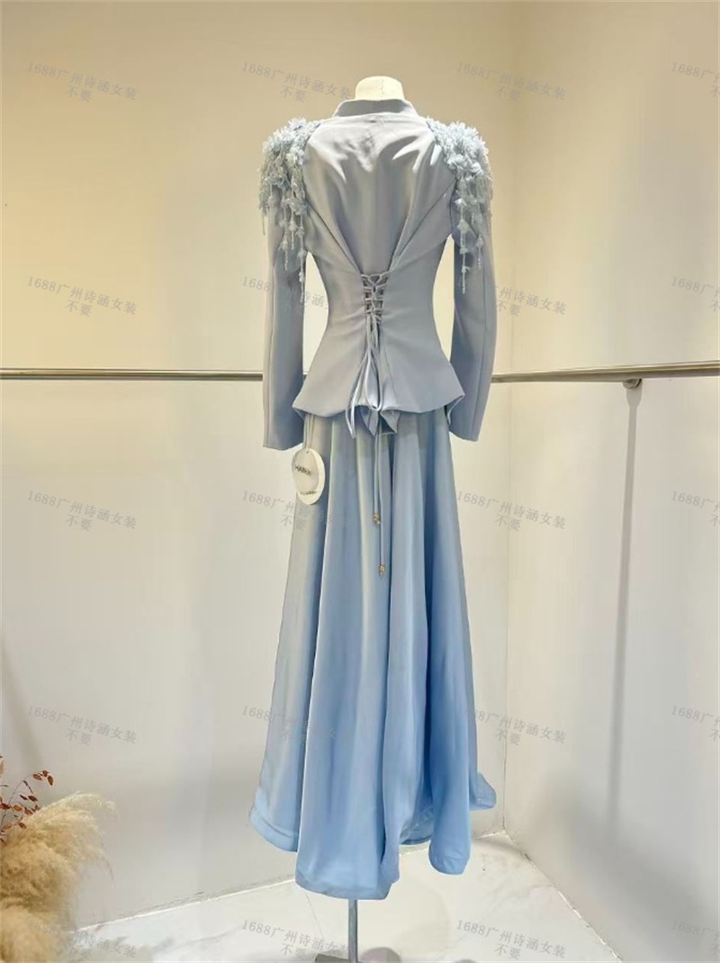 Conjunto de Saia e Blazer Bege - Formal Wear Gowns For Women avaliação e preço